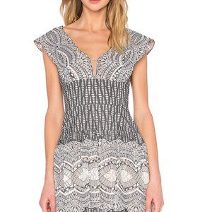 NWOT BCBCMAXAZRIA Carolena Scallop Dress - Size 0